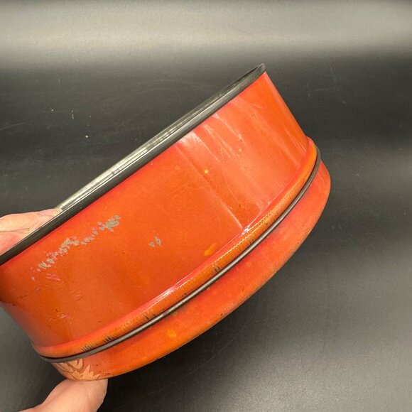 Vintage Santa Claus Candy Tin 1930s Mrs Stevens Red Round Kitschy Metal READ - Picture 13 of 15